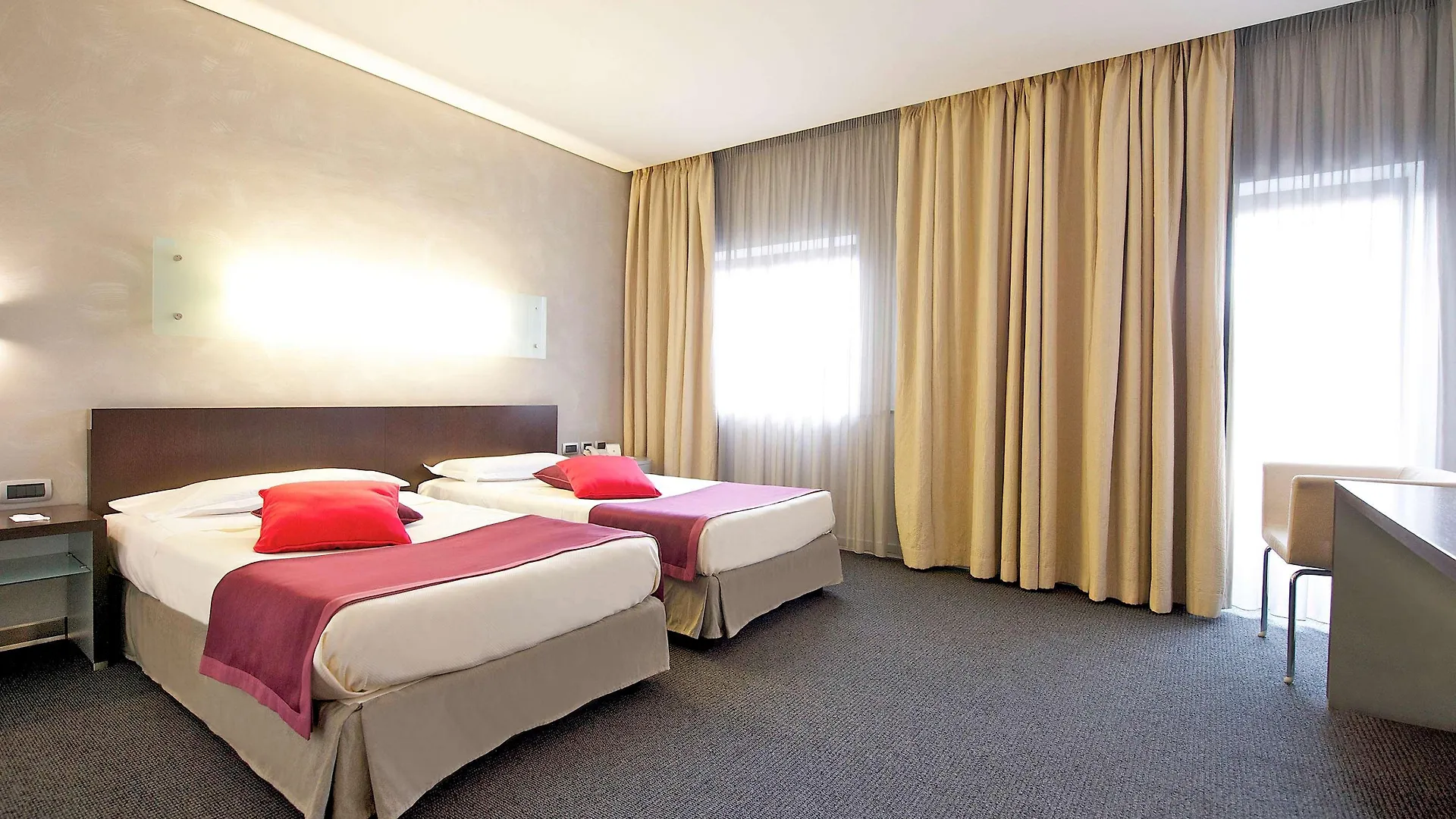 מלון Mercure Palermo Centro