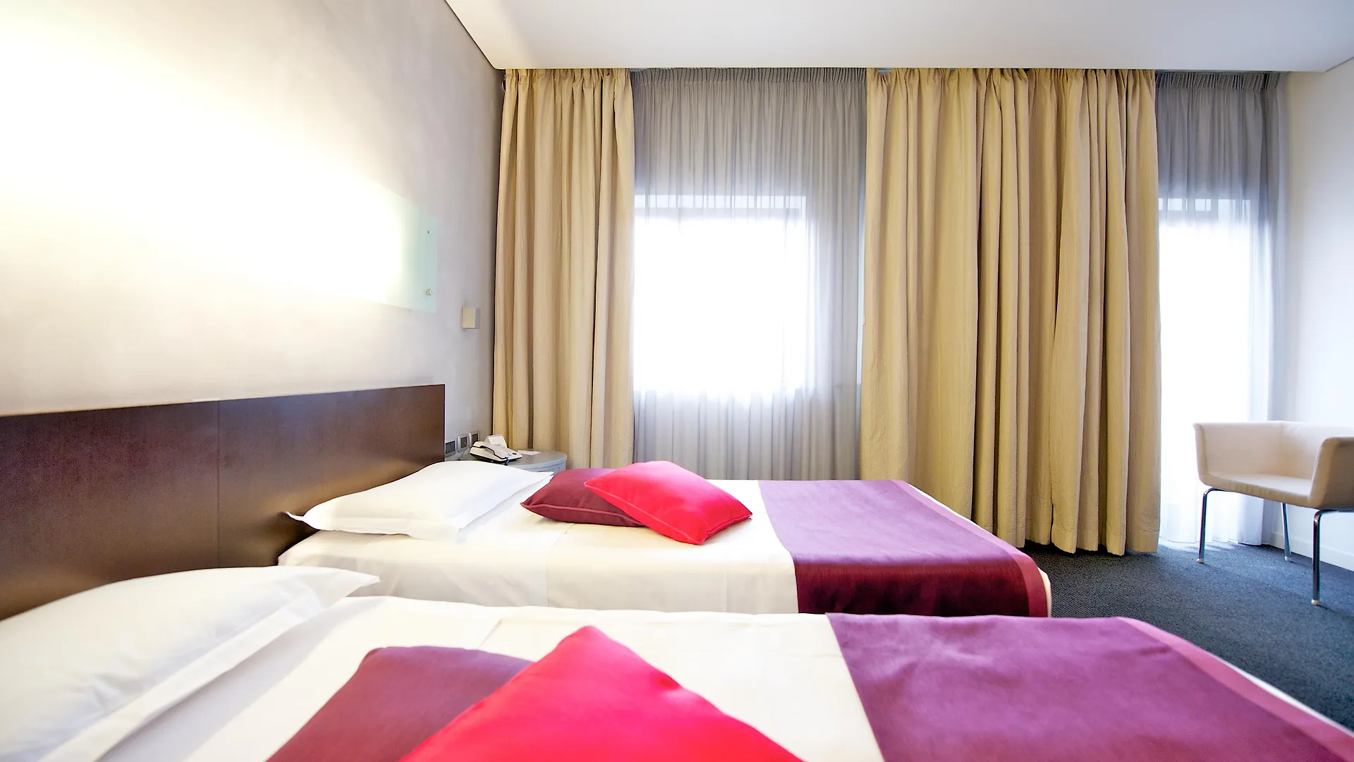 ****  מלון Mercure Palermo Centro איטליה