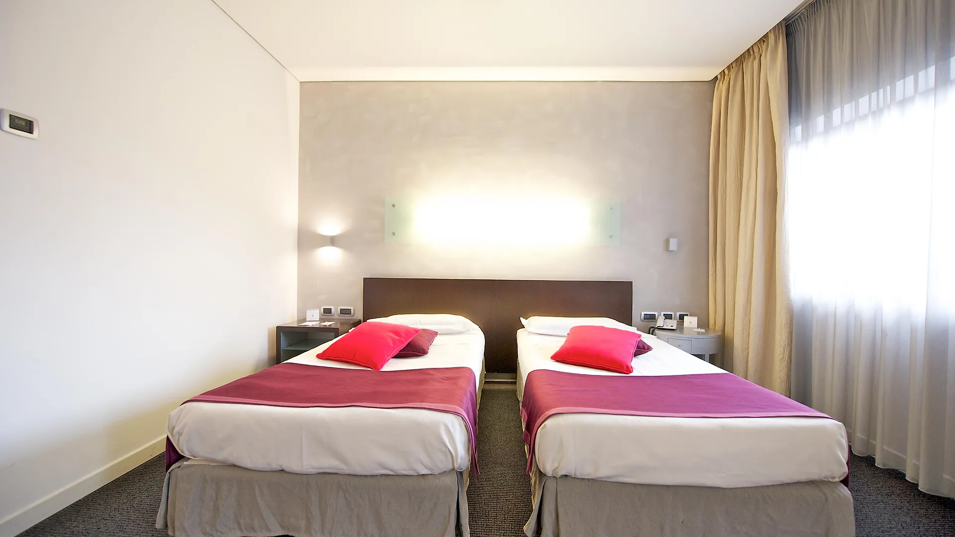 מלון Mercure Palermo Centro 4*,  איטליה